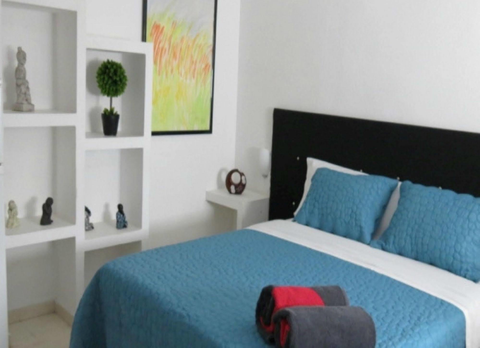 Comet Suites Almona กรานาดา ภายนอก รูปภาพ